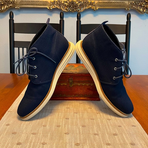 Cole Haan Men’s Lunargrand Navy Stitchlite Knit Lace Up Chukka Boot Size 10M